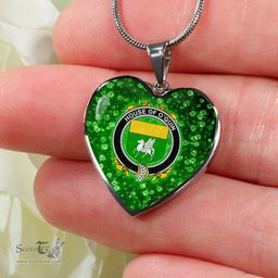ScotsTee Shop Irish House of O QUIN Annaly Coat of Arms Crest Ireland Shamrock Heart Necklace
