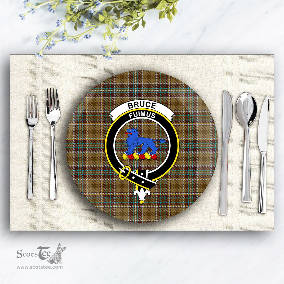 ScotsTee Shop Scottish Bruce of Kinnaird (Vivienne Westwood Design) Crest Tartan Ceramic Plate