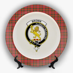 ScotsTee Shop Scottish Brown of Castledean (Broun of Castledean) Ancient Crest Tartan Ceramic Plate