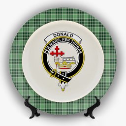 ScotsTee Shop Scottish Donald Lord of the Isles Hunting Crest Tartan Ceramic Plate