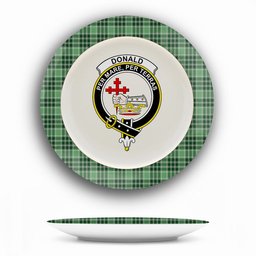 ScotsTee Shop Scottish Donald Lord of the Isles Hunting Crest Tartan Ceramic Plate