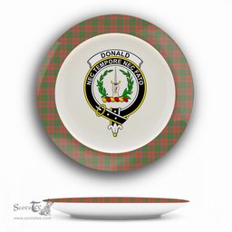 ScotsTee Shop Scottish Donald of Glencoe Ancient Crest Tartan Ceramic Plate