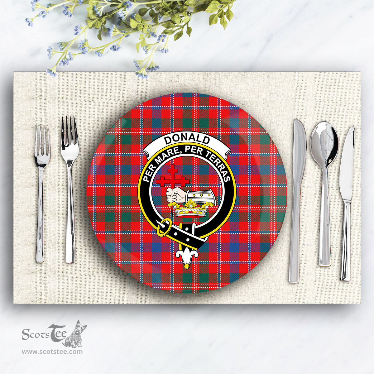 ScotsTee Shop Scottish Donald of Glenaladale Modern Crest Tartan Ceramic Plate