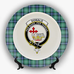 ScotsTee Shop Scottish Donald of the Isles Hunting Ancient Crest Tartan Ceramic Plate