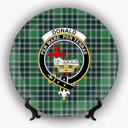 ScotsTee Shop Scottish Donald Lord of the Isles Hunting Modern Crest Tartan Ceramic Plate