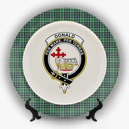 ScotsTee Shop Scottish Donald Lord of the Isles Hunting Modern Crest Tartan Ceramic Plate