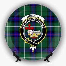 ScotsTee Shop Scottish Donald of the Isles Hunting Modern Crest Tartan Ceramic Plate