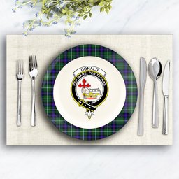 ScotsTee Shop Scottish Donald of the Isles Hunting Modern Crest Tartan Ceramic Plate
