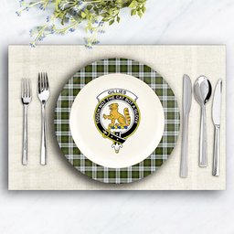 ScotsTee Shop Scottish Gillies Dress Green Crest Tartan Ceramic Plate