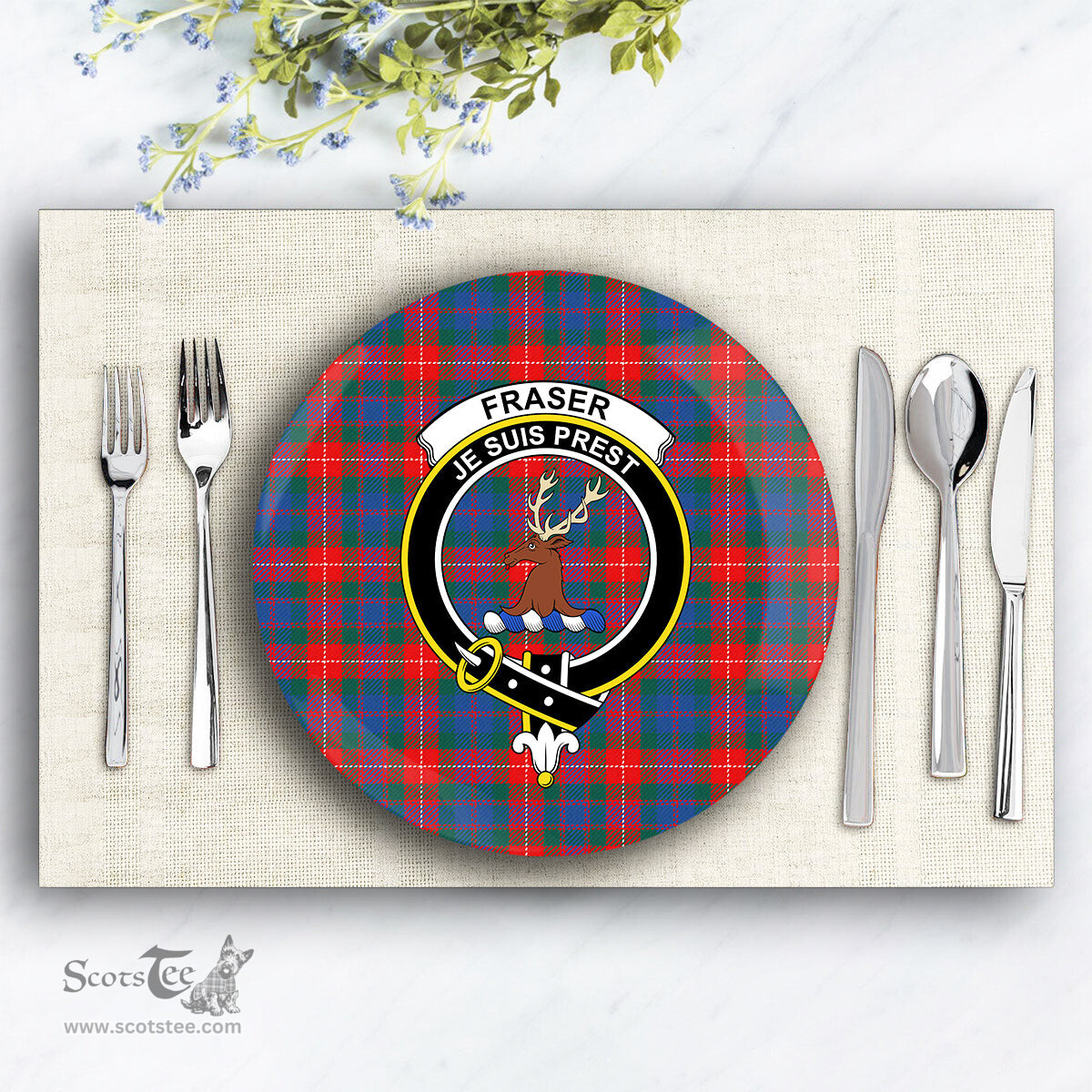 ScotsTee Shop Scottish Fraser of Lovat Modern Crest Tartan Ceramic Plate
