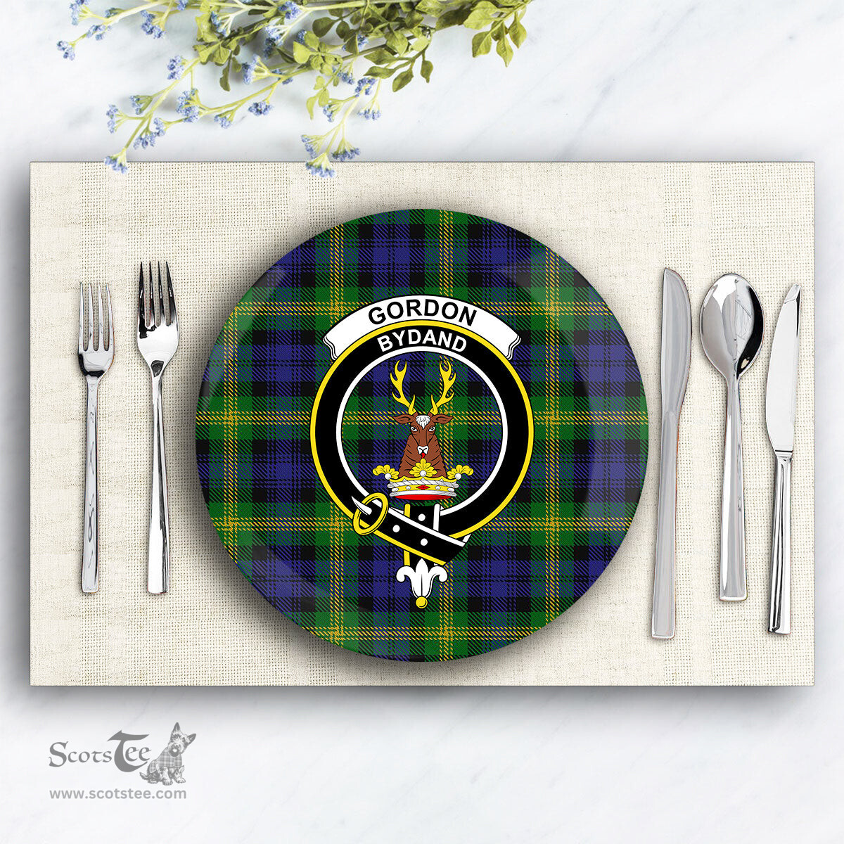 ScotsTee Shop Scottish Gordon of Esselmont Crest Tartan Ceramic Plate