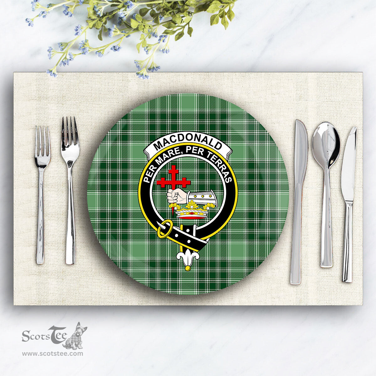 ScotsTee Shop Scottish MacDonald Lord of the Isles Hunting SC Crest Tartan Ceramic Plate