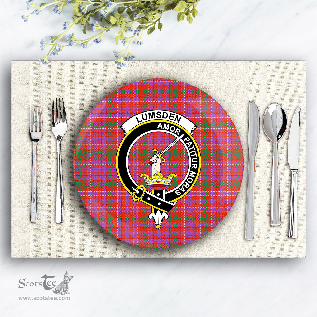 ScotsTee Shop Scottish Lumsden of Clova Ancient Crest Tartan Ceramic Plate