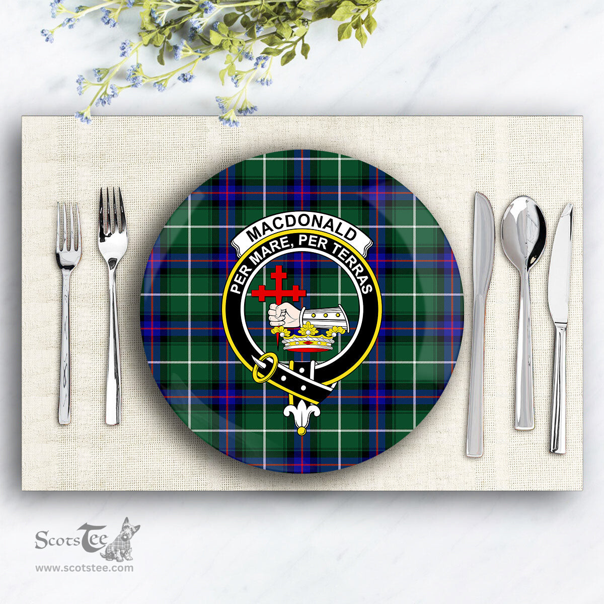 ScotsTee Shop Scottish MacDonald of the Isles Hunting Modern Crest Tartan Ceramic Plate