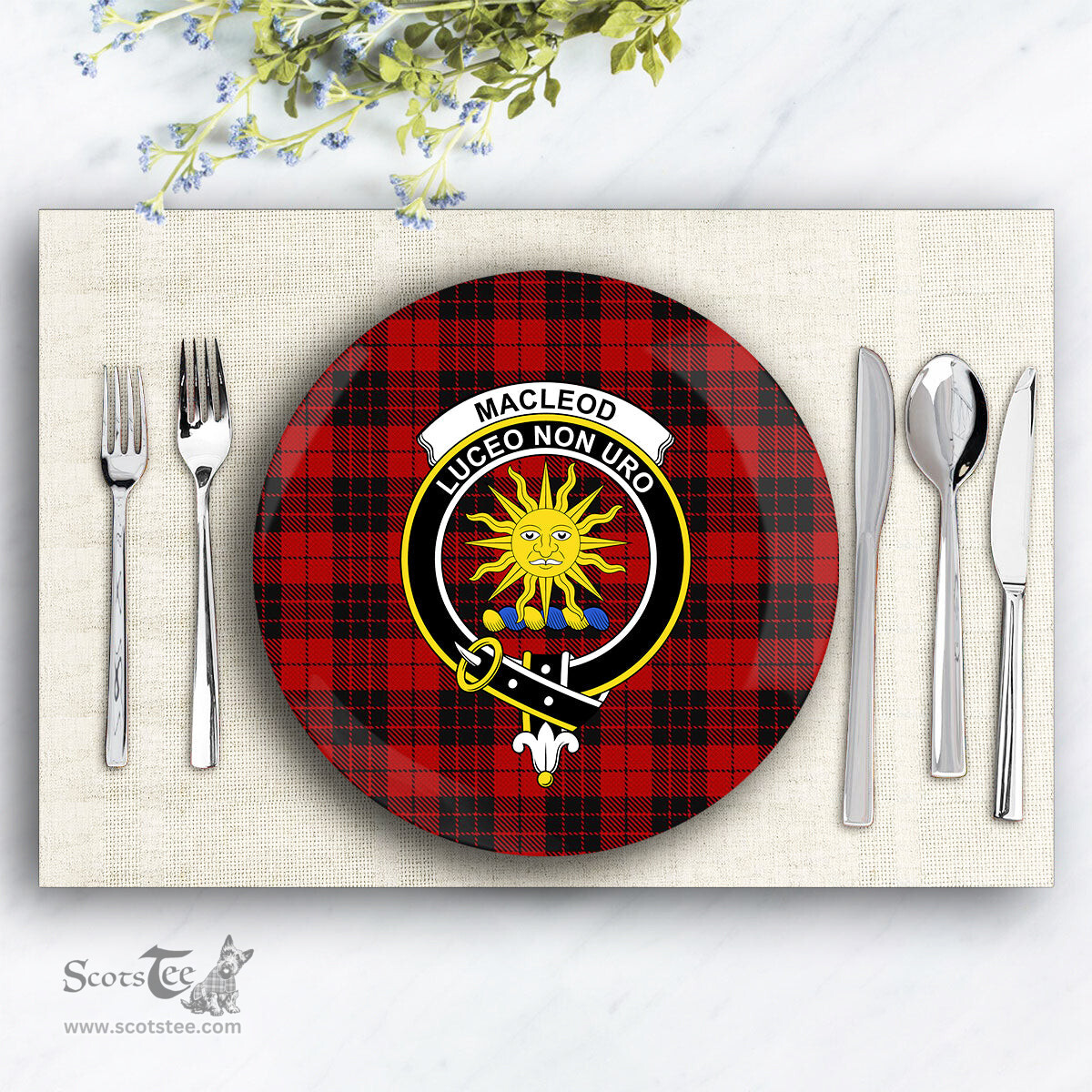 ScotsTee Shop Scottish MacLeod of Raasay Highland Crest Tartan Ceramic Plate
