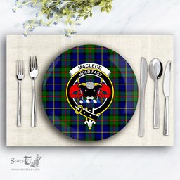 ScotsTee Shop Scottish MacLeod of Harris Modern Crest Tartan Ceramic Plate