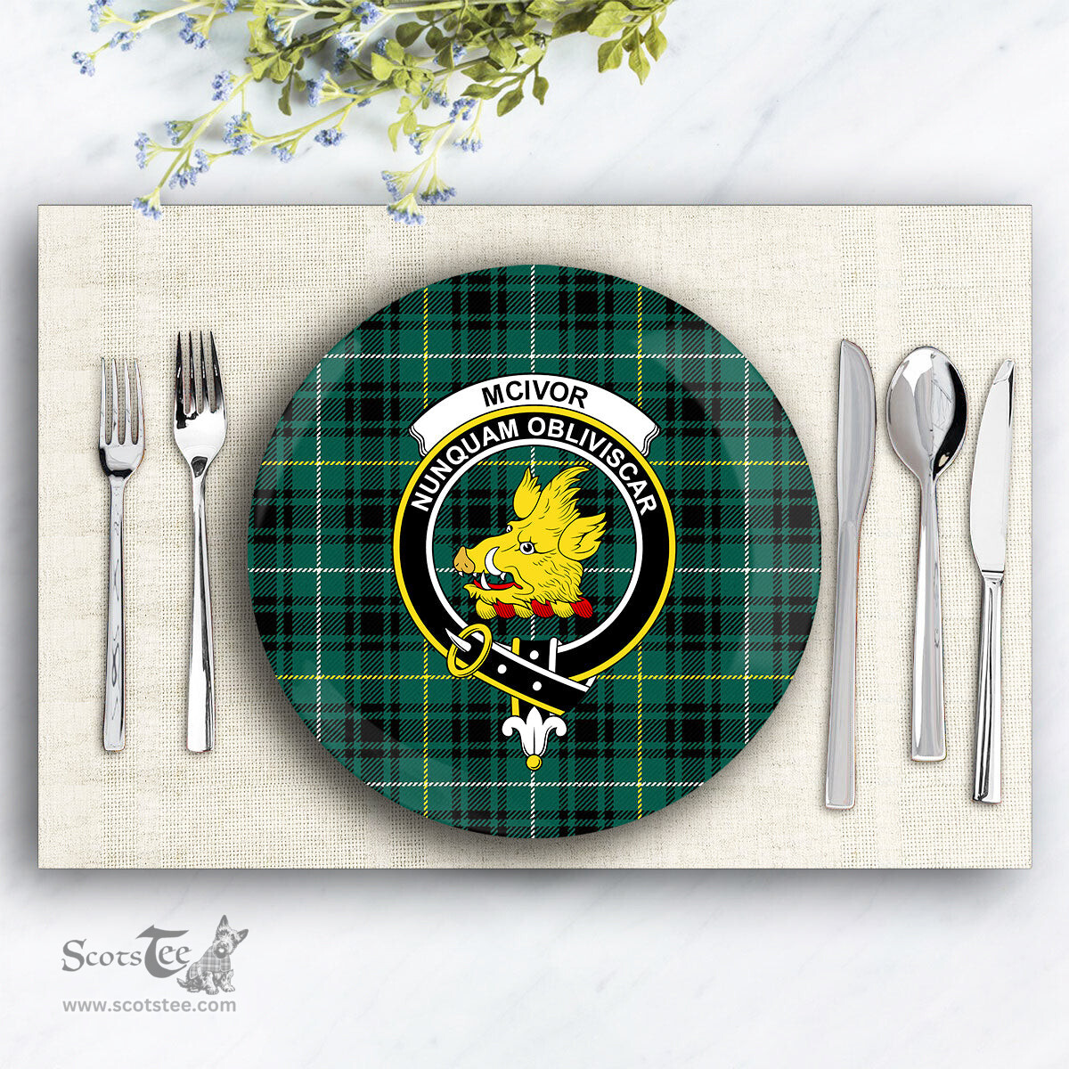 ScotsTee Shop Scottish McIvor Hunting Modern Crest Tartan Ceramic Plate