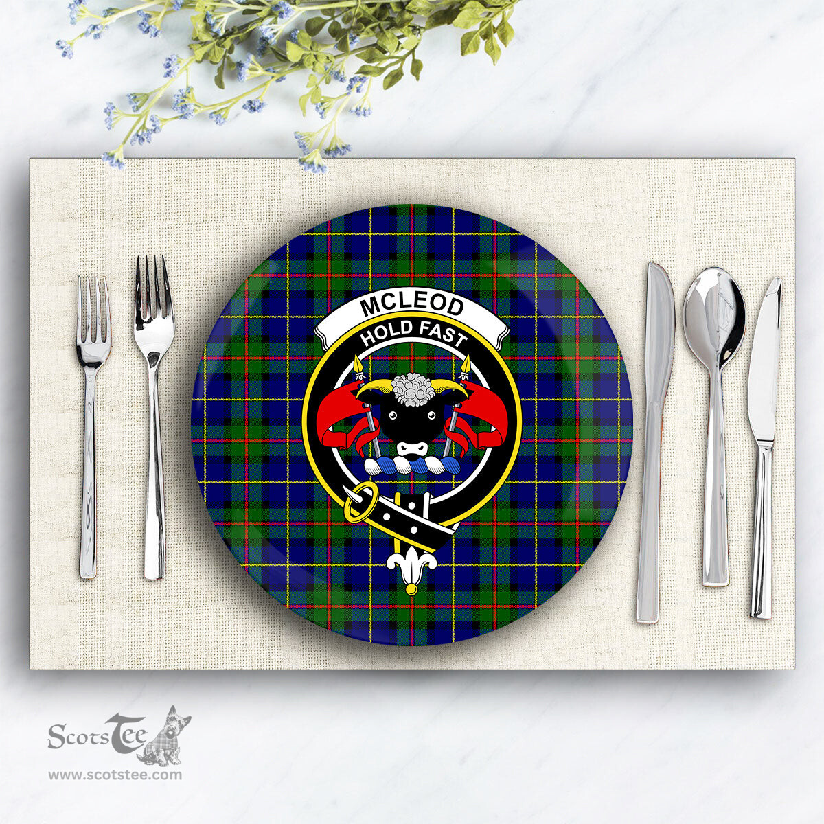 ScotsTee Shop Scottish McLeod of Harris Modern Crest Tartan Ceramic Plate