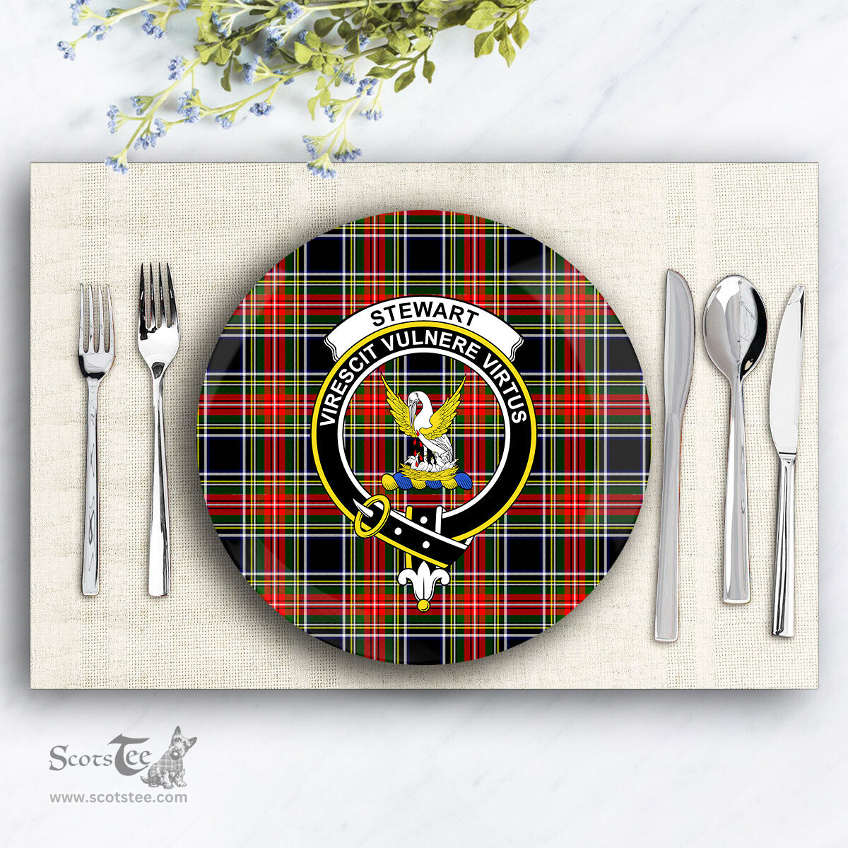 ScotsTee Shop Scottish Stewart High Stewards (Stewart Black) Crest Tartan Ceramic Plate