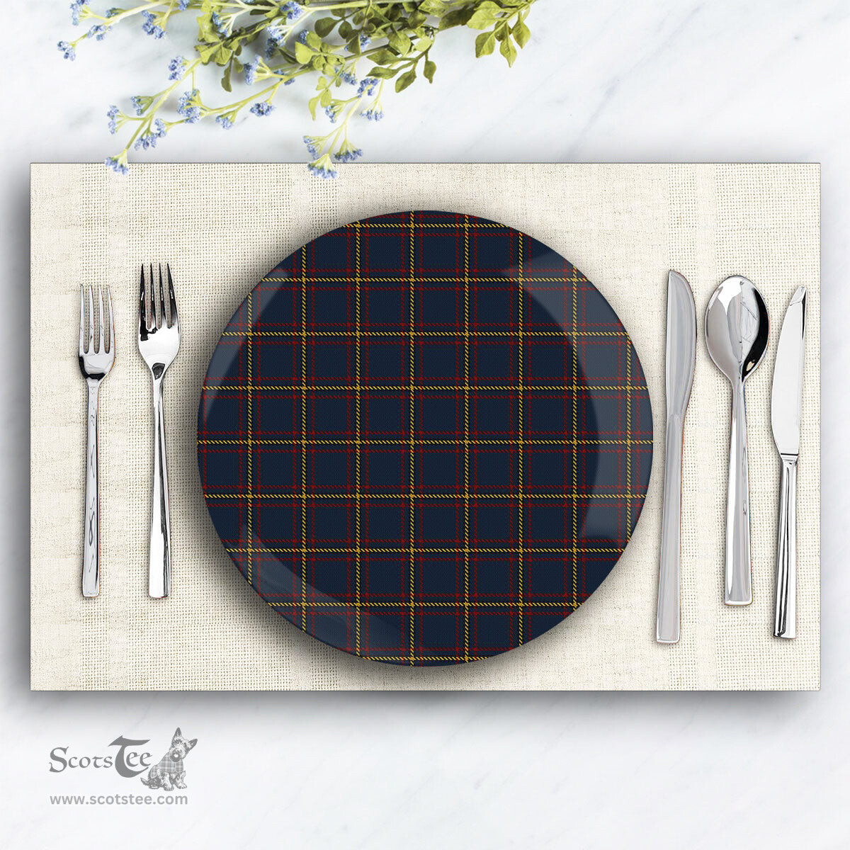 ScotsTee Shop Scottish MacLaine of Lochbuie Hunting Ceramic Tartan Plate