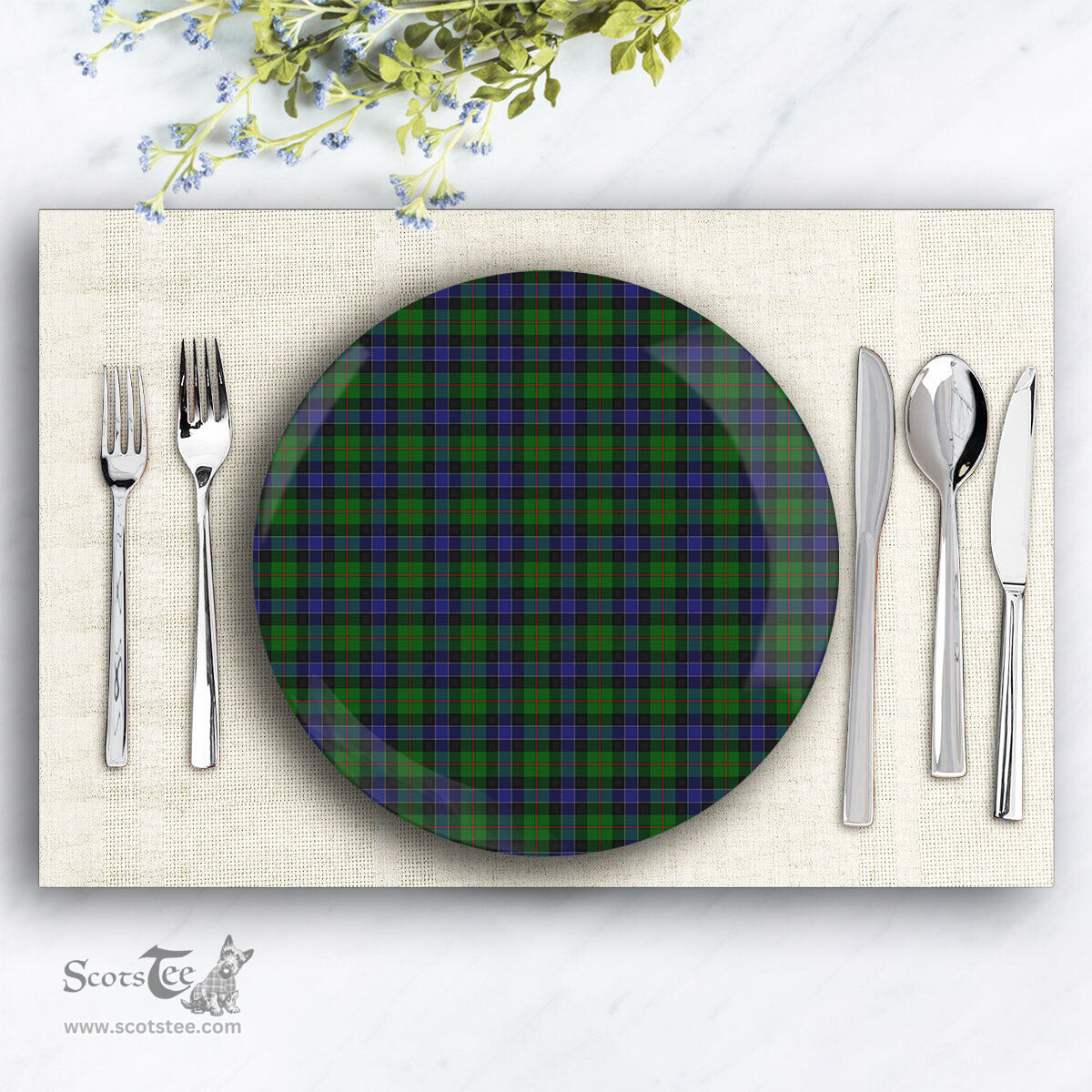 ScotsTee Shop Scottish Ogilvie of Inverarity VS 2 Ceramic Tartan Plate
