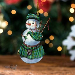 ScotsTee Shop Scottish Hunter of Hunterston (Galbraith of Hunterston) Ancient Clan Crest Tartan Ornament Snowman Bagpipe Personalized