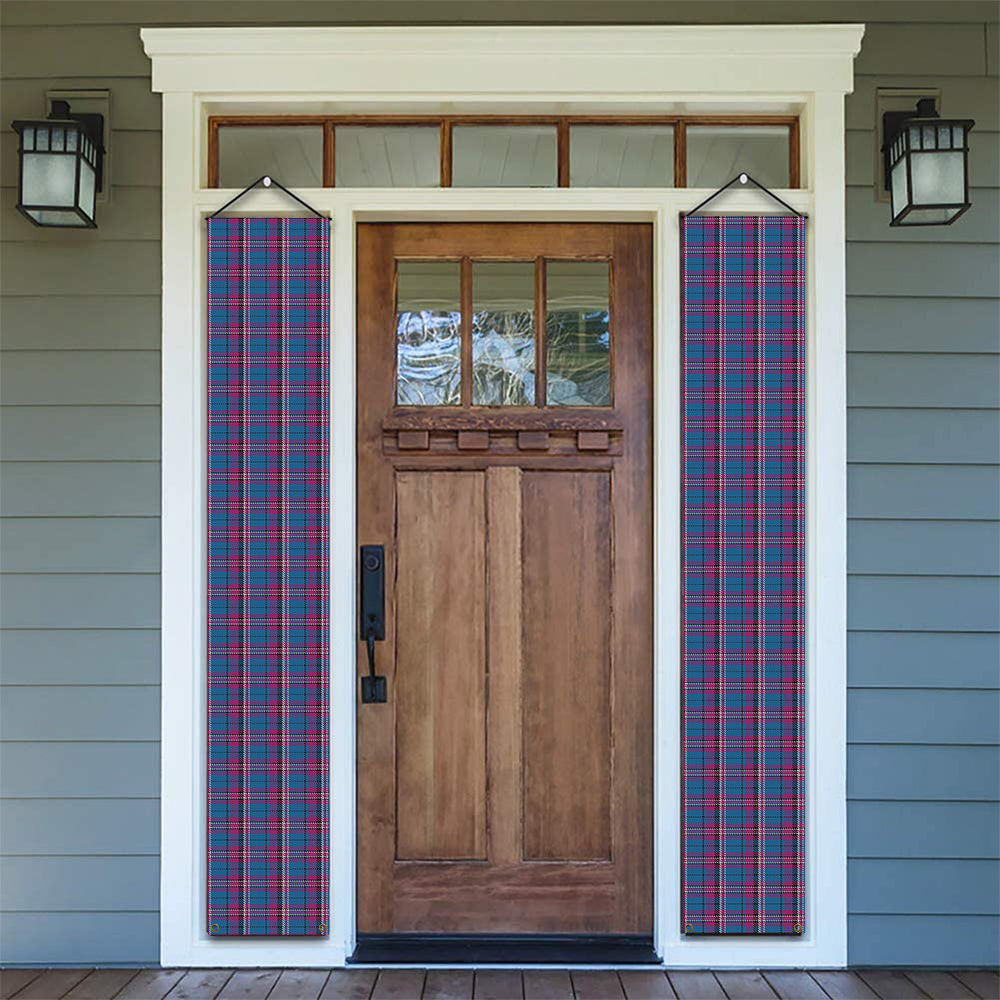 ScotsTee Shop Scottish Yale College, Wrexham Tartan Front Porch Sign Set, Hanging Banner Set