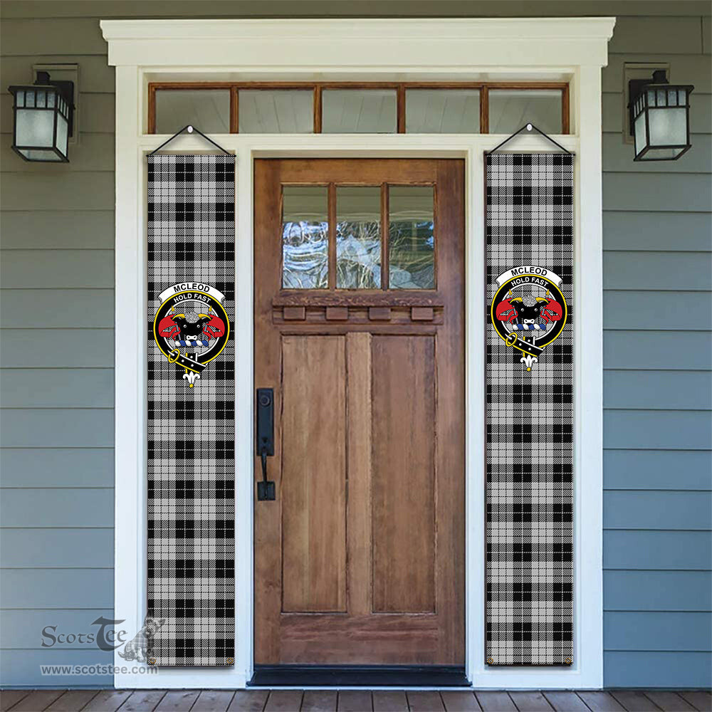 ScotsTee Shop Scottish McLeod Black and White Tartan Front Porch Sign Set, Hanging Banner Set