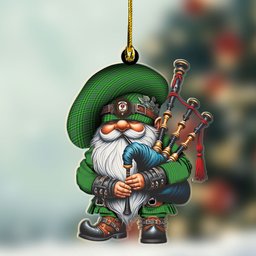 ScotsTee Shop Scottish Currie Crest Tartan Bagpiper Gnome, Scottish Gnome with Bagpipes Ornament