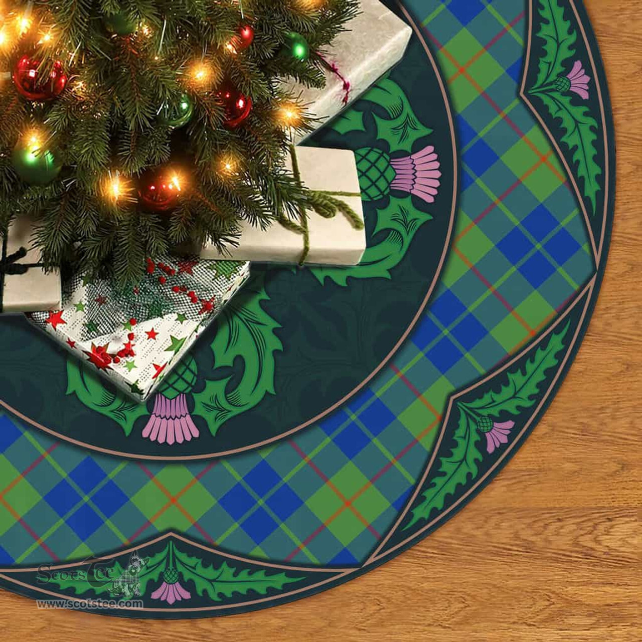 ScotsTee Shop Scottish Barclay Hunting Ancient Clan Scottish Thistle Flower Round Leaf Tartan Christmas Tree Skirt