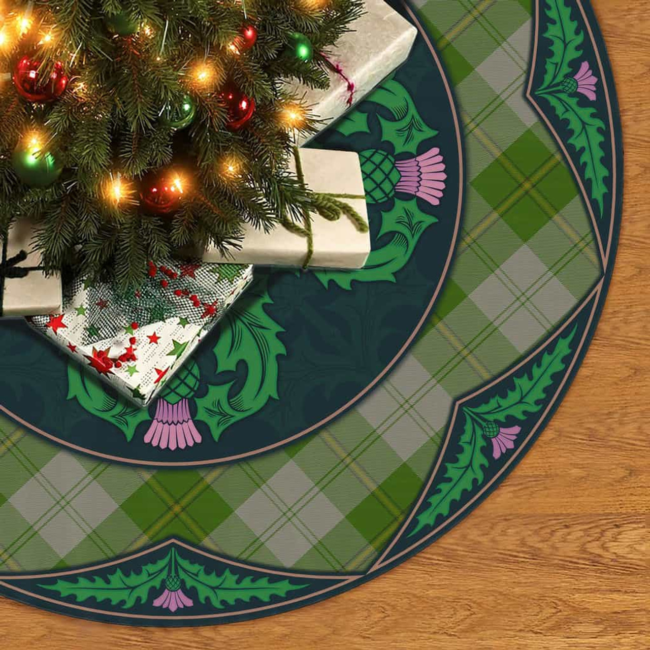 ScotsTee Shop Scottish Cunningham Dress Green Dancers Clan Scottish Thistle Flower Round Leaf Tartan Christmas Tree Skirt