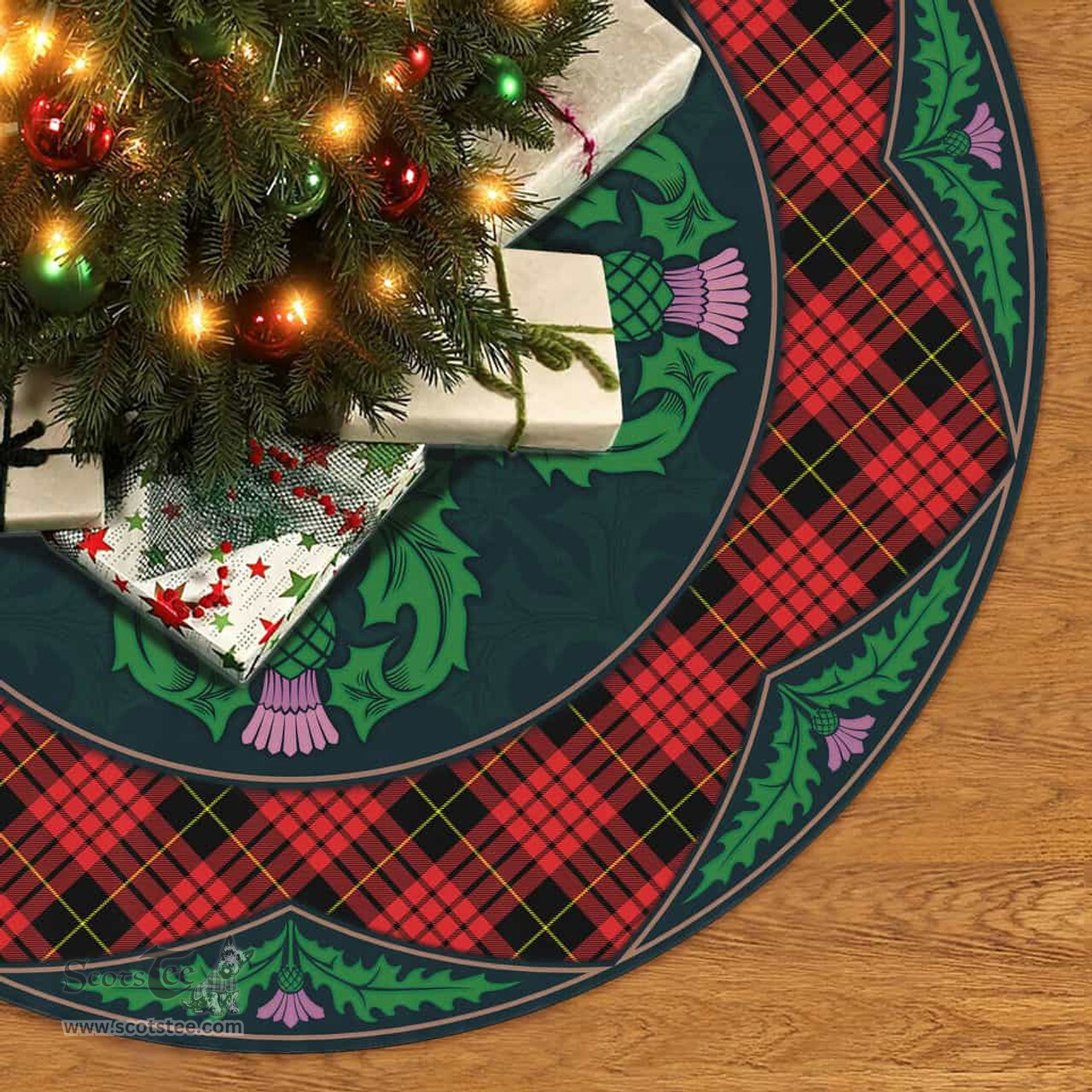 ScotsTee Shop Scottish MacQueen Modern Clan Scottish Thistle Flower Round Leaf Tartan Christmas Tree Skirt
