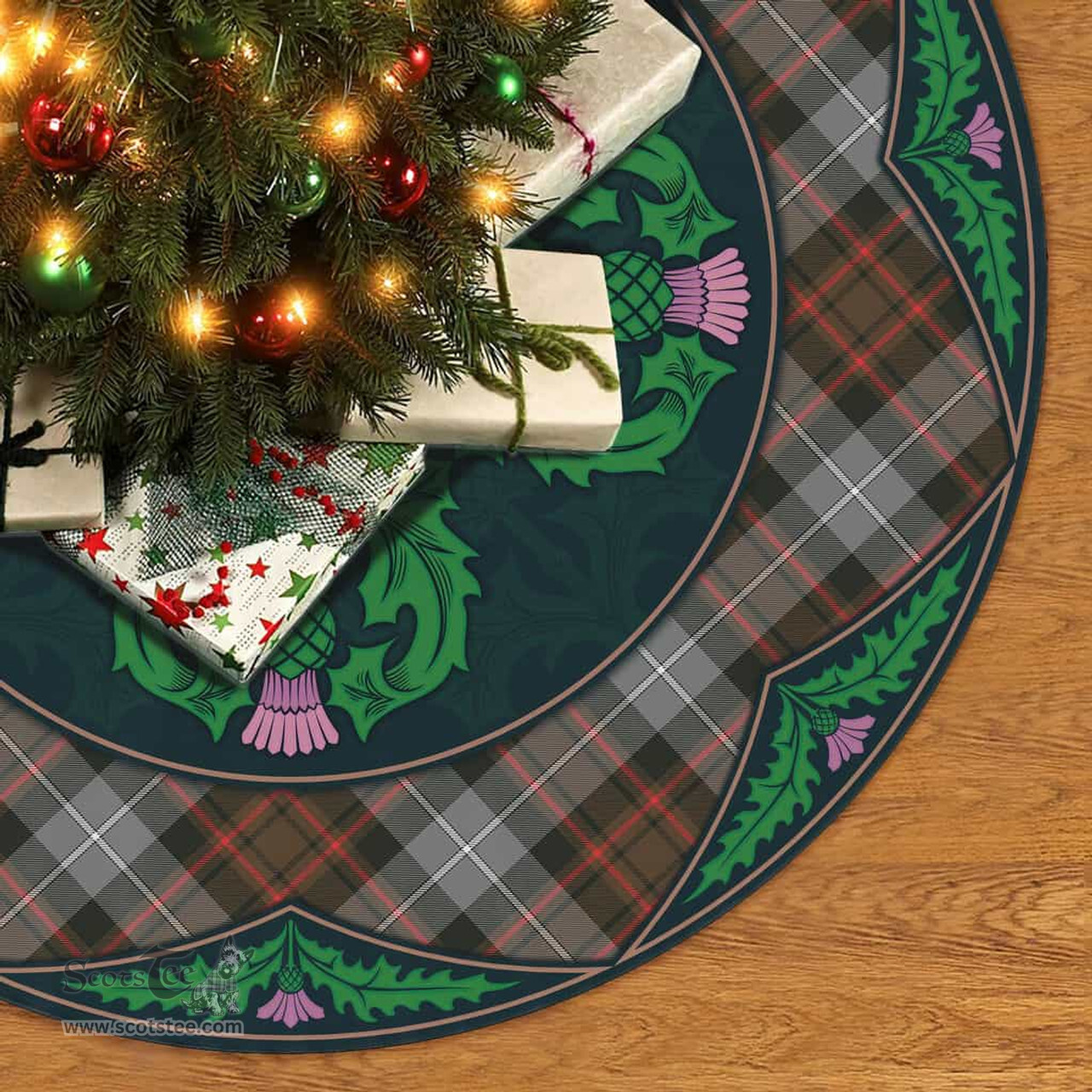 ScotsTee Shop Scottish MacRae Hunting Weathered Clan Scottish Thistle Flower Round Leaf Tartan Christmas Tree Skirt