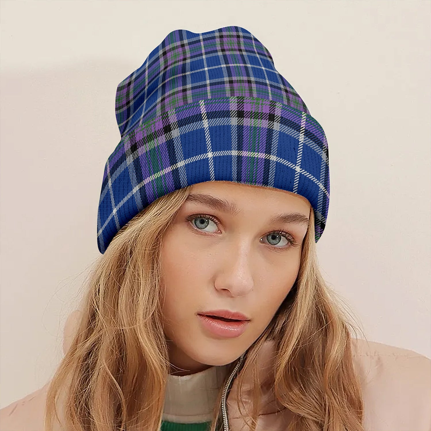 ScotsTee Shop Scottish Alexander of Menstry Ancient Clan Crest Tartan Plaid Knit Beanie