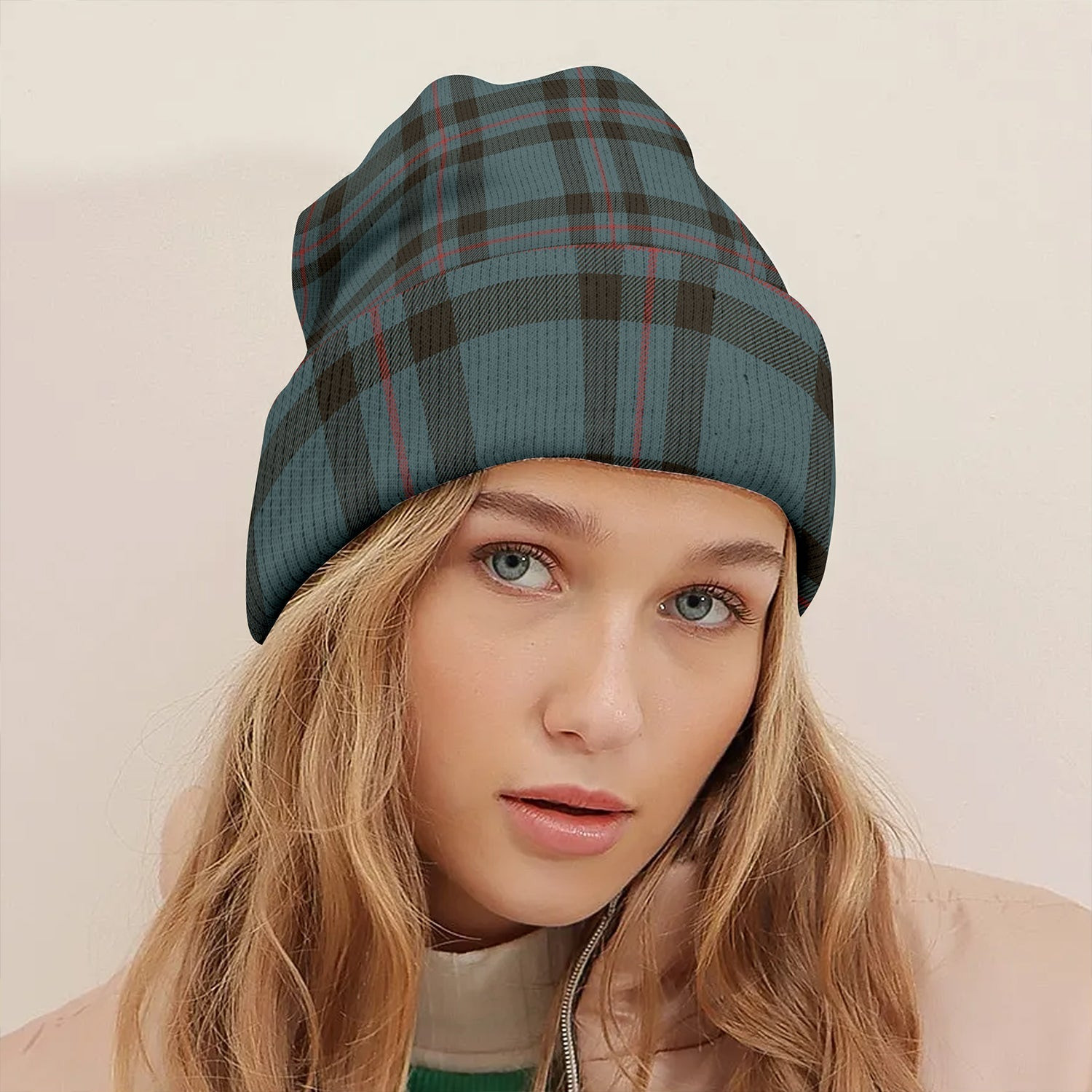 ScotsTee Shop Scottish Elliot (Ellot) Weathered Clan Crest Tartan Plaid Knit Beanie