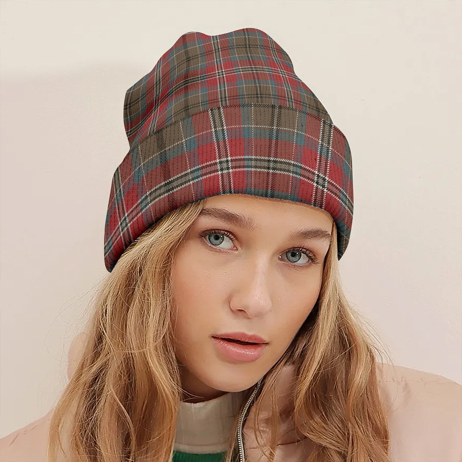 ScotsTee Shop Scottish MacCulloch Weathered Clan Crest Tartan Plaid Knit Beanie