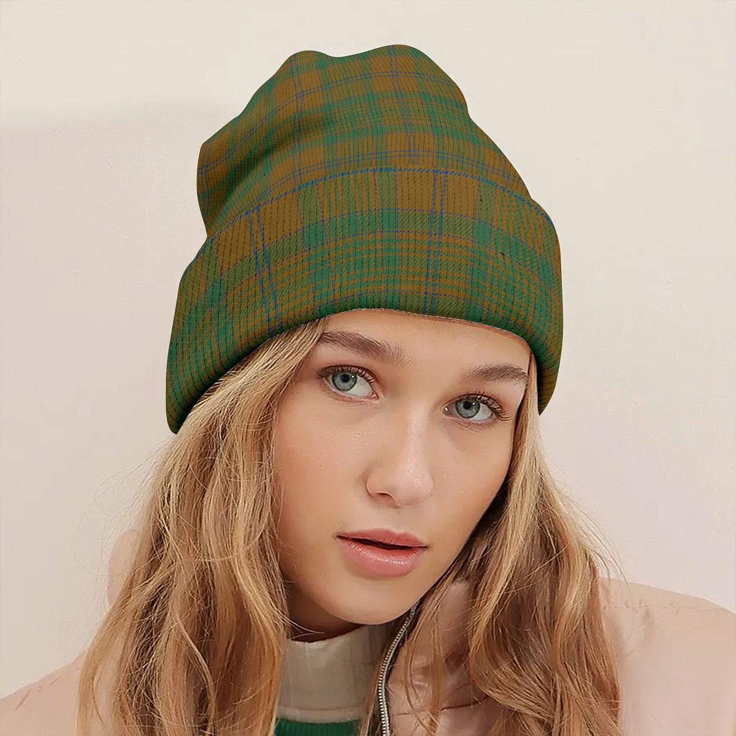 ScotsTee Shop Scottish MacAlister of Glenbarr Hunting (MacAlister of Glenbarr; Hunting) Modern Clan Crest Tartan Plaid Knit Beanie