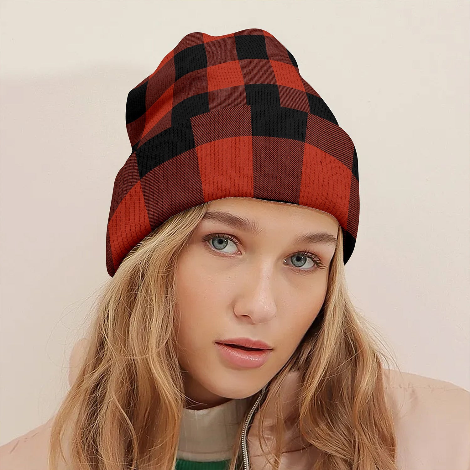 ScotsTee Shop Scottish MacGregor Rob Roy (Gregor Red & Black) Ancient Clan Crest Tartan Plaid Knit Beanie