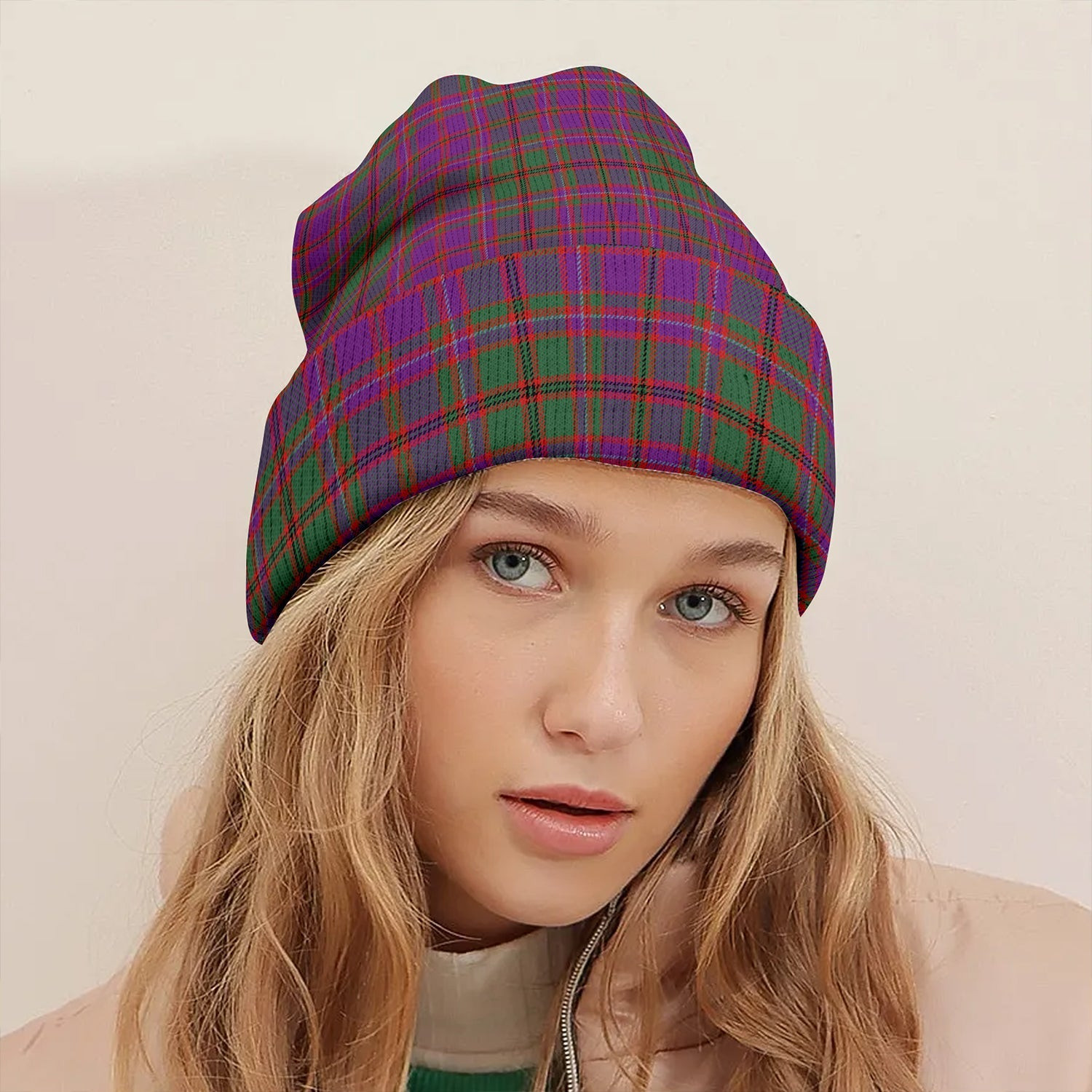 ScotsTee Shop Scottish MacIntyre of Glenorchy Modern Clan Crest Tartan Plaid Knit Beanie