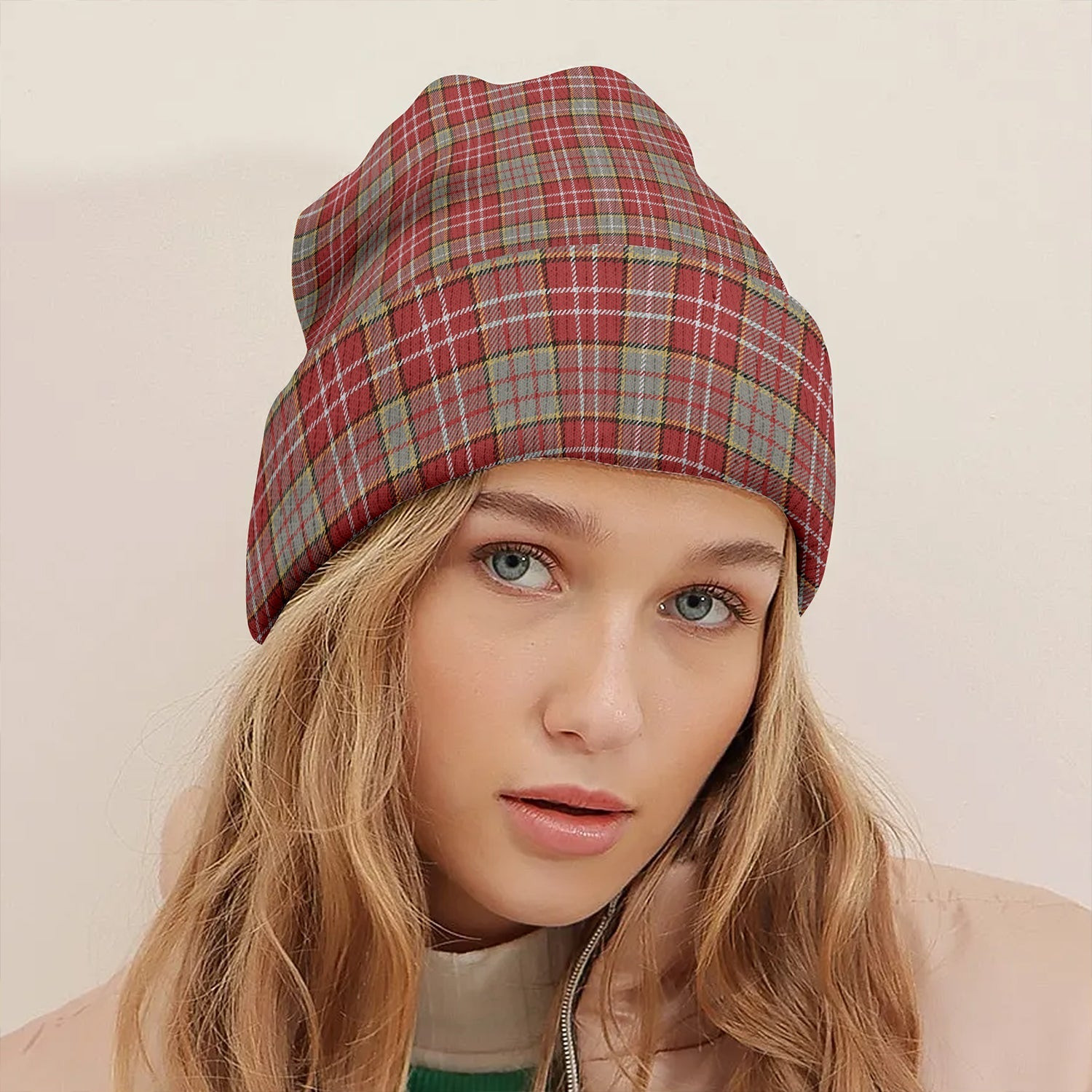 ScotsTee Shop Scottish Ogilvie Weathered Clan Crest Tartan Plaid Knit Beanie
