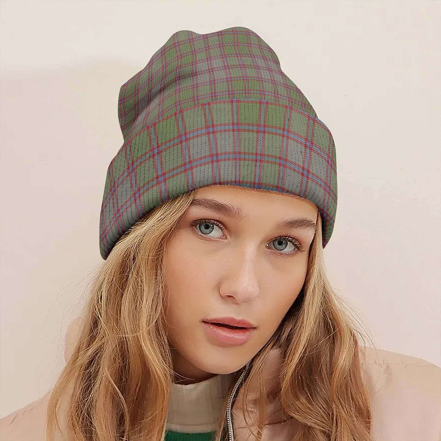 ScotsTee Shop Scottish MacPherson of Glentruim Weathered Clan Crest Tartan Plaid Knit Beanie