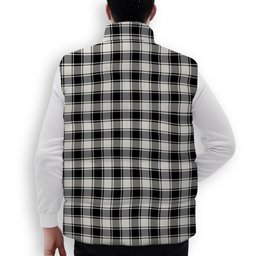 ScotsTee Shop Scottish McPhee B&W Modern Crest Tartan Puffer Vest Winter White Duck Down Vest Sleeveless
