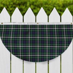 ScotsTee Shop Scottish Farquharson Dress Modern Tartan Non-Pleated Fan Flag Bunting Banner