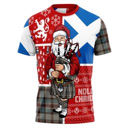 ScotsTee Shop Scottish Dinwoodie Weathered Clan Crest Tartan T-Shirt Scotland Christmas Santa