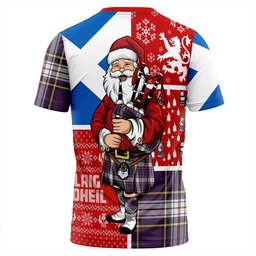 ScotsTee Shop Scottish Maver Dress Weathered Clan Crest Tartan T-Shirt Scotland Christmas Santa