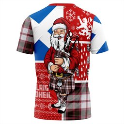 ScotsTee Shop Scottish MacPherson of Pitmain Weathered Clan Crest Tartan T-Shirt Scotland Christmas Santa