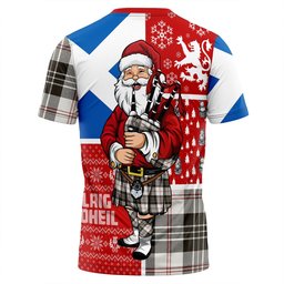 ScotsTee Shop Scottish MacPherson of Cluny Black & White Weathered Clan Crest Tartan T-Shirt Scotland Christmas Santa