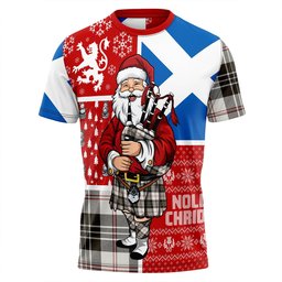 ScotsTee Shop Scottish MacPherson of Cluny Black & White Weathered Clan Crest Tartan T-Shirt Scotland Christmas Santa