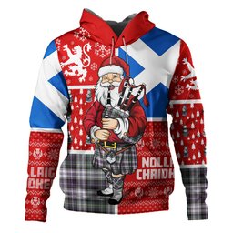 ScotsTee Shop Scottish MacNeil of Barra (MacNeil MacNeill) Paton Dress Weathered Clan Crest Tartan Hoodie Scotland Christmas Santa