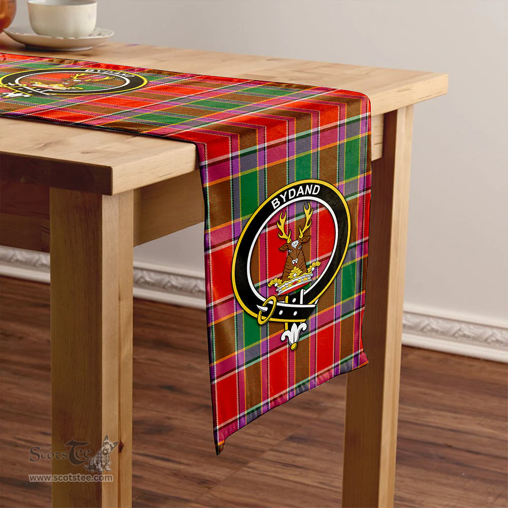 Scottish Gordon of Abergeldie Ancient Clan Tartan Table Runner Clan Tartan Table Runner - Crest Classic Scottish Plaid Tartan Plaid